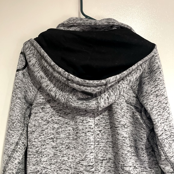 Calvin Klein Gray & Black Performance womens jacket Medium - Picture 8 of 10